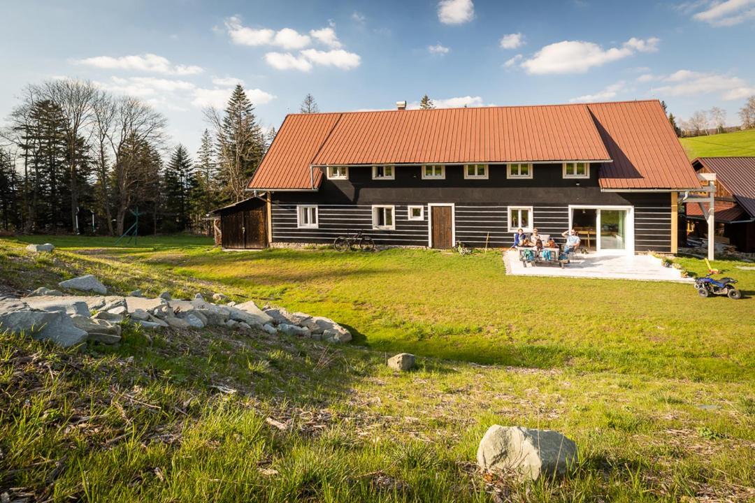 Apartmany U 3 Zbuju Malenovice  Eksteriør billede