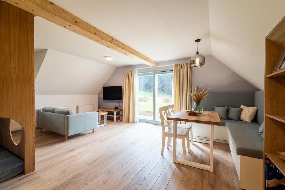 Apartmany U 3 Zbuju Malenovice  Eksteriør billede